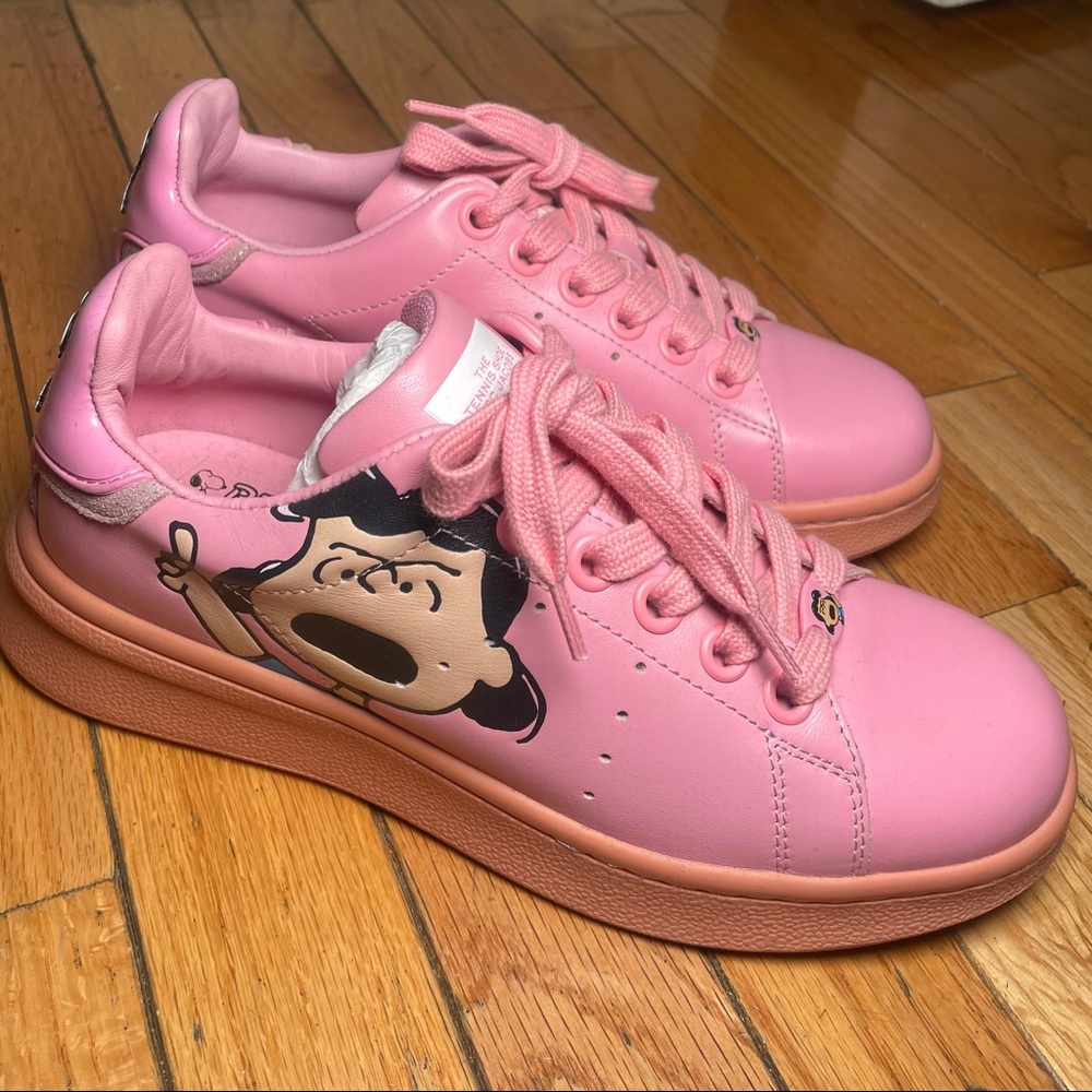 Peanuts x marc jacobs “the tennis shoe”